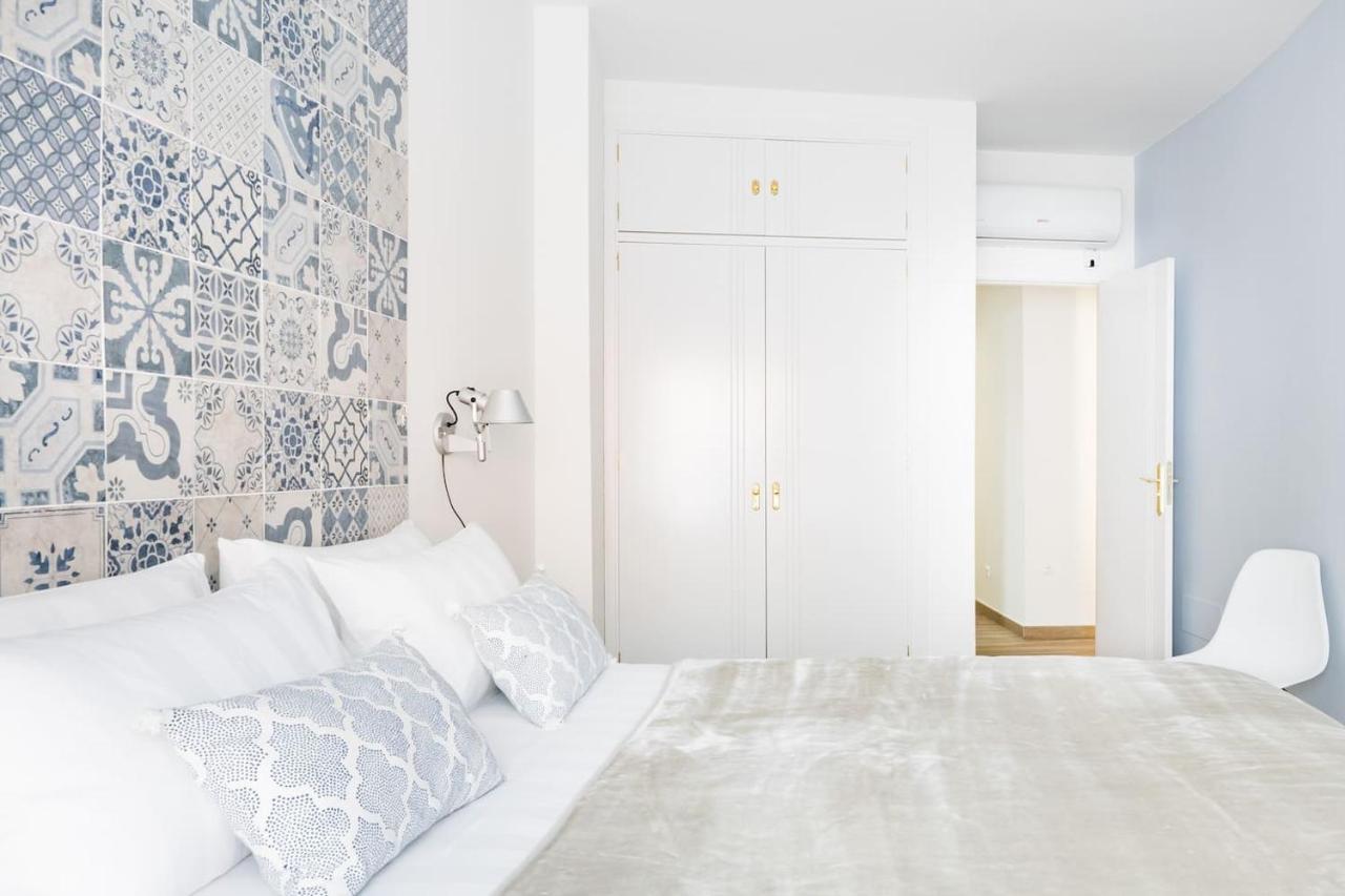 'montano Three' Center By Ele Apartment