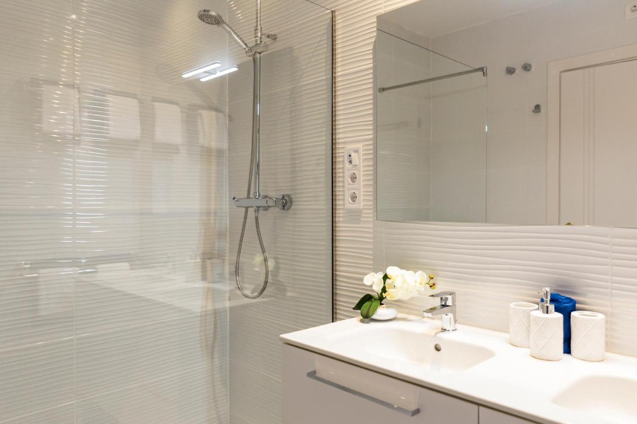Apartament 'montano Three' Center By Ele